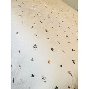 Brooks Brothers Cotton White King Comforter with Embroidered flowers- Stunning